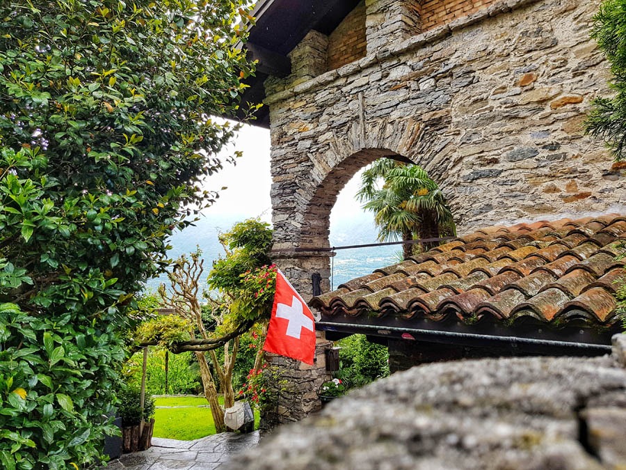 Tenuta Casa Cima, Guesthouse, Main House, Swiss Flag