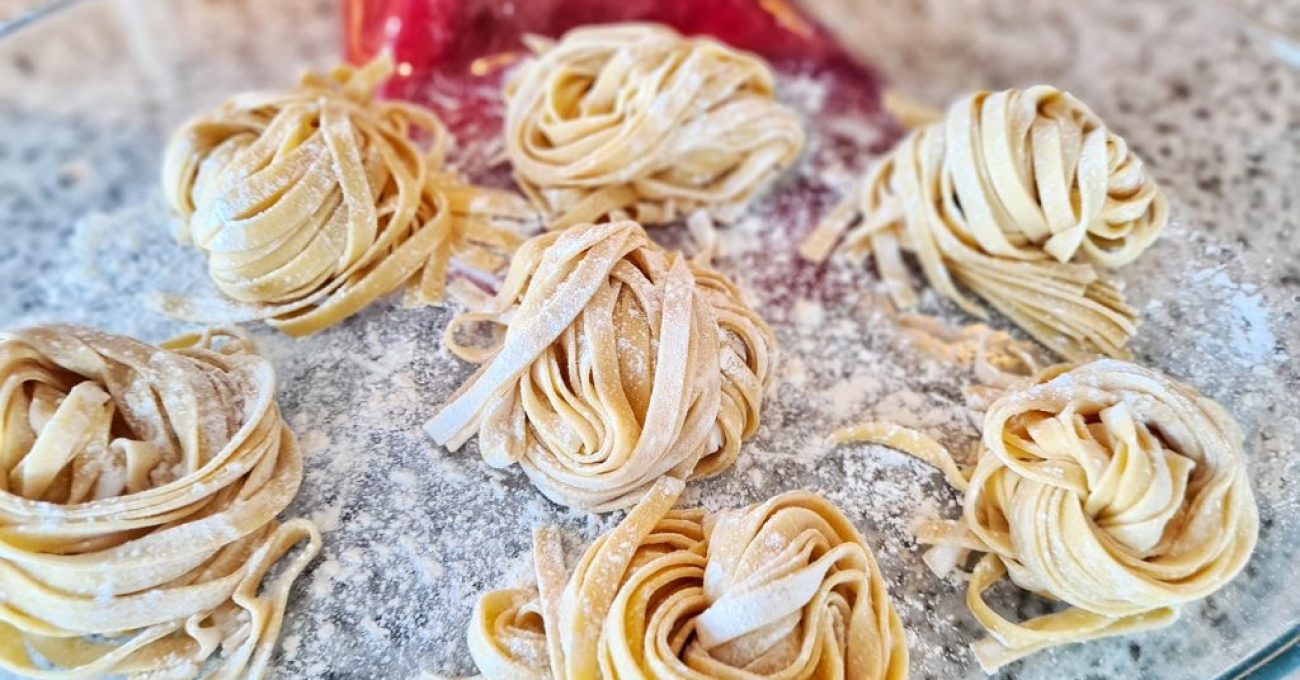 Homemade Fettuccine with the Kitchenaid